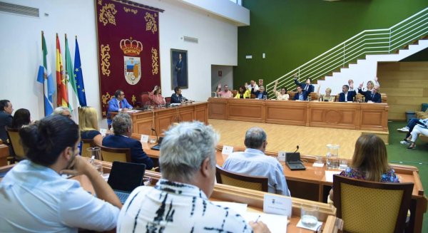 El pleno de julio del Ayuntamiento de Torremolinos rechaza la tasa turística