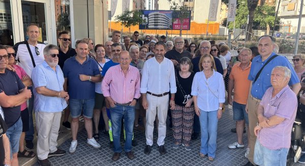 El PSOE  de Málaga apoya la movilización de vecinos de La Princesa para exigir la mejora de la movilidad en el barrio
