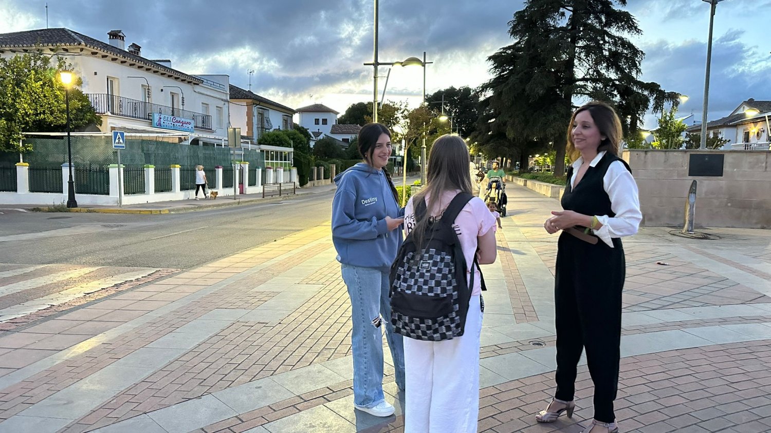 El Ayuntamiento de Ronda incorpora puntos de luz de bajo consumo en toda la avenida Martínez Astein
