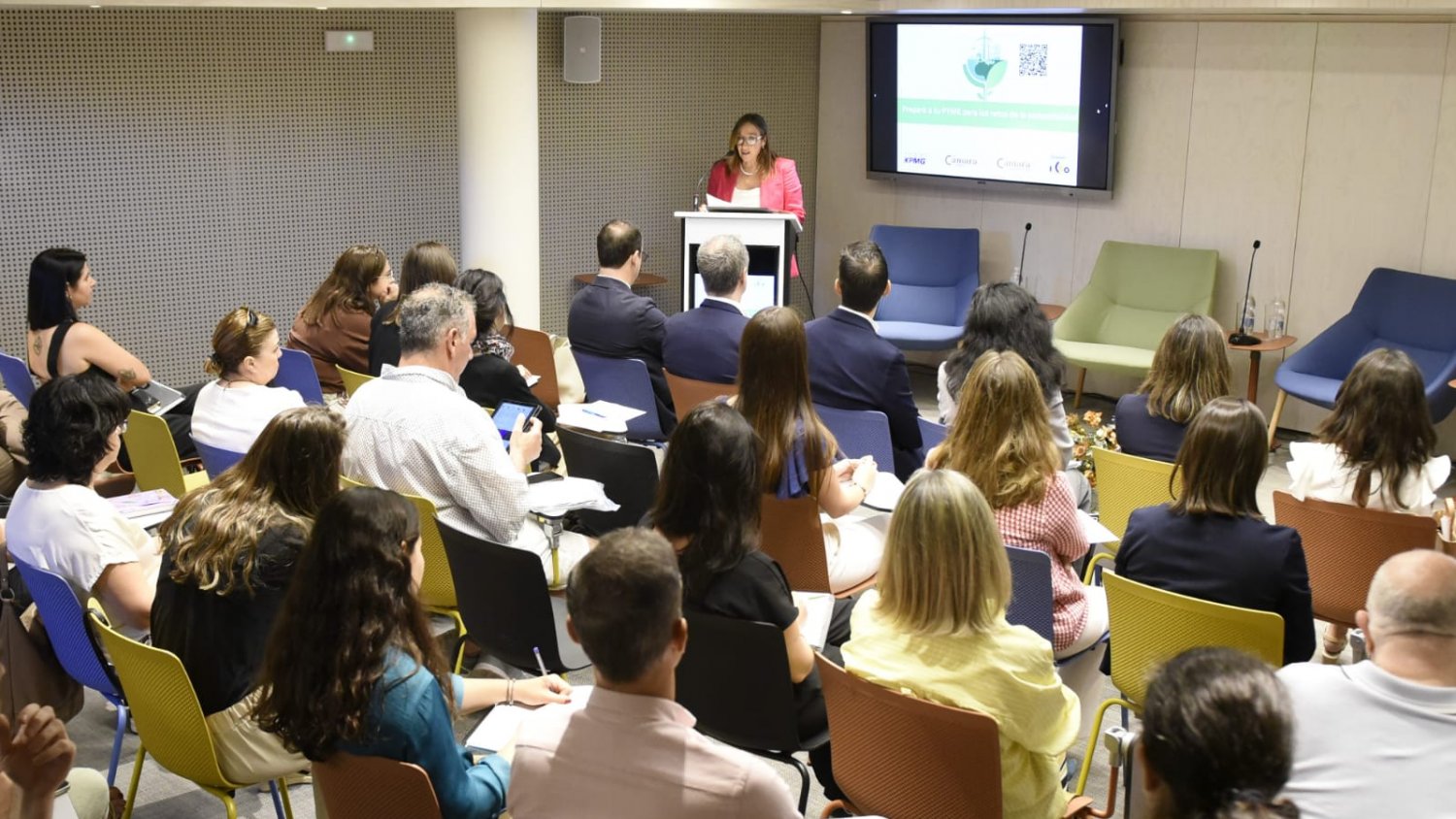 Cuarenta empresas de Málaga impulsan su sostenibilidad mediante la nueva normativa para pymes