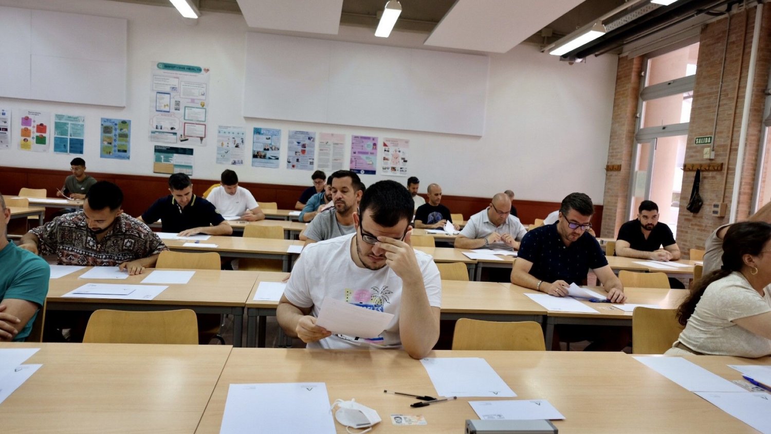 Más de 7.000 aspirantes a las oposiciones de Maestros, Secundaria, Régimen Especial y FP afrontan mañana la prueba escrita en Málaga