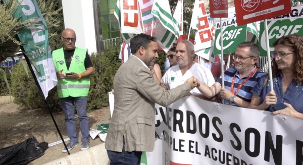 El PSOE de Málaga asegura que la sanidad pública andaluza 'está en la UCI' y pide a la consejera que dimita
