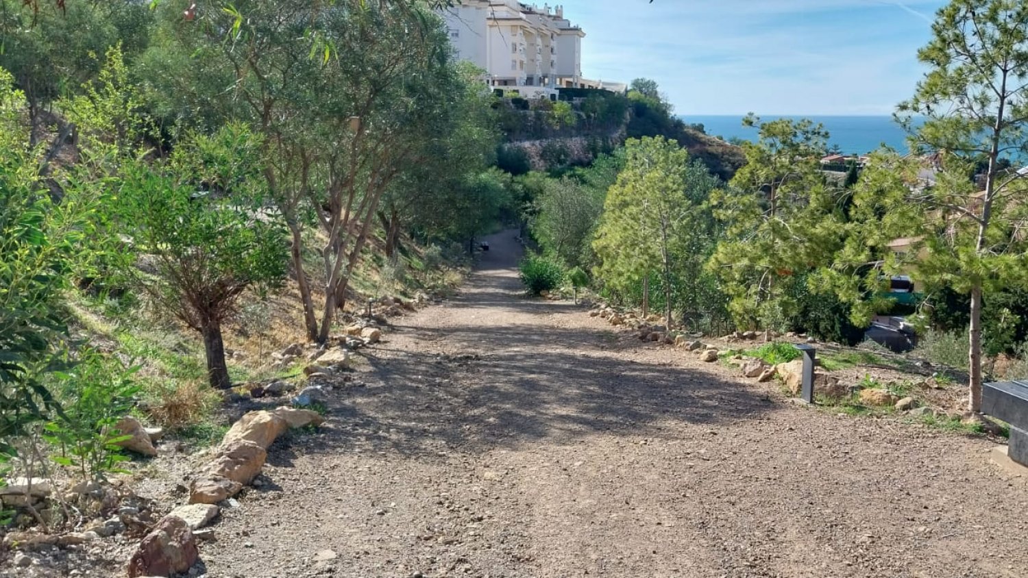 El Ayuntamiento de Rincón de la Victoria incrementa con 51 zonas las áreas verdes del municipio en los últimos tres años