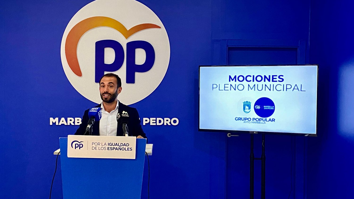 El PP de Marbella presenta una moción instando al gobierno a suprimir la tarifa especial de verano de la autopista