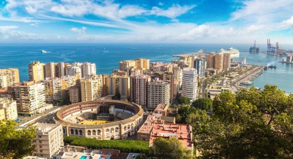 Málaga superó en mayo las 300.000 pernoctaciones hoteleras 