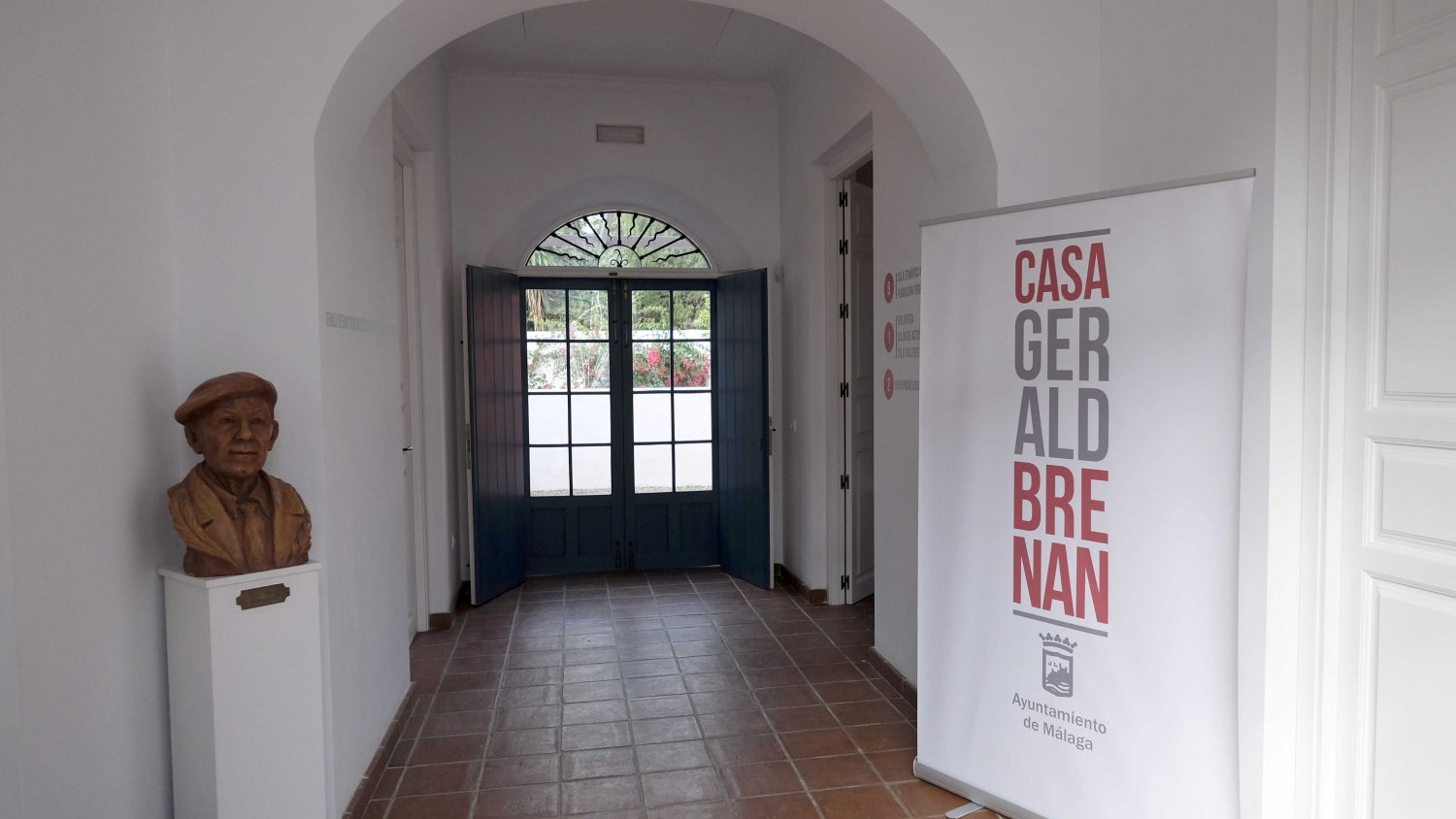 La casa Gerald Brenan acoge la exposición 'El otro reino de la muerte' de Rafael Alvarado 