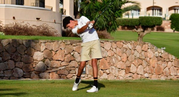 El joven malagueño Oliver Wint gana el Campeonato de España de Golf Infantil 