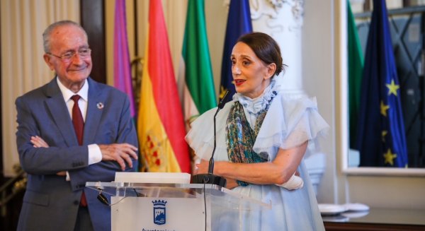 'Un lugar perfecto', de Luz Casal, canción de la nueva campaña de promoción turística de Málaga