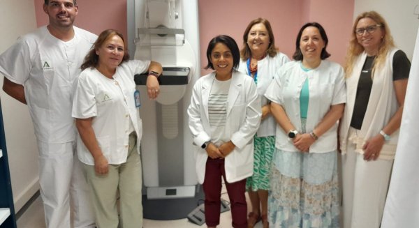 El centro de salud Antequera estrena mamógrafo de tomosíntesis que mejora la detección del cáncer de mama