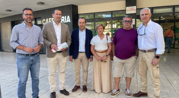 El PSOE denuncia el cierre por las tardes de los centros de salud de la comarca de Antequera