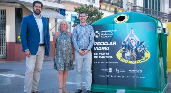 Ecovidrio premia el reciclaje de vidrio intercambiando entradas para el “Premier Pádel Andalucía Málaga P1”