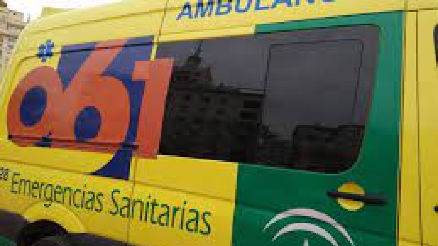 Cuatro heridos tras el atropello de un ciclomotor a tres peatones en Málaga capital