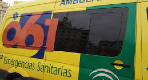 Cuatro heridos tras el atropello de un ciclomotor a tres peatones en Málaga capital