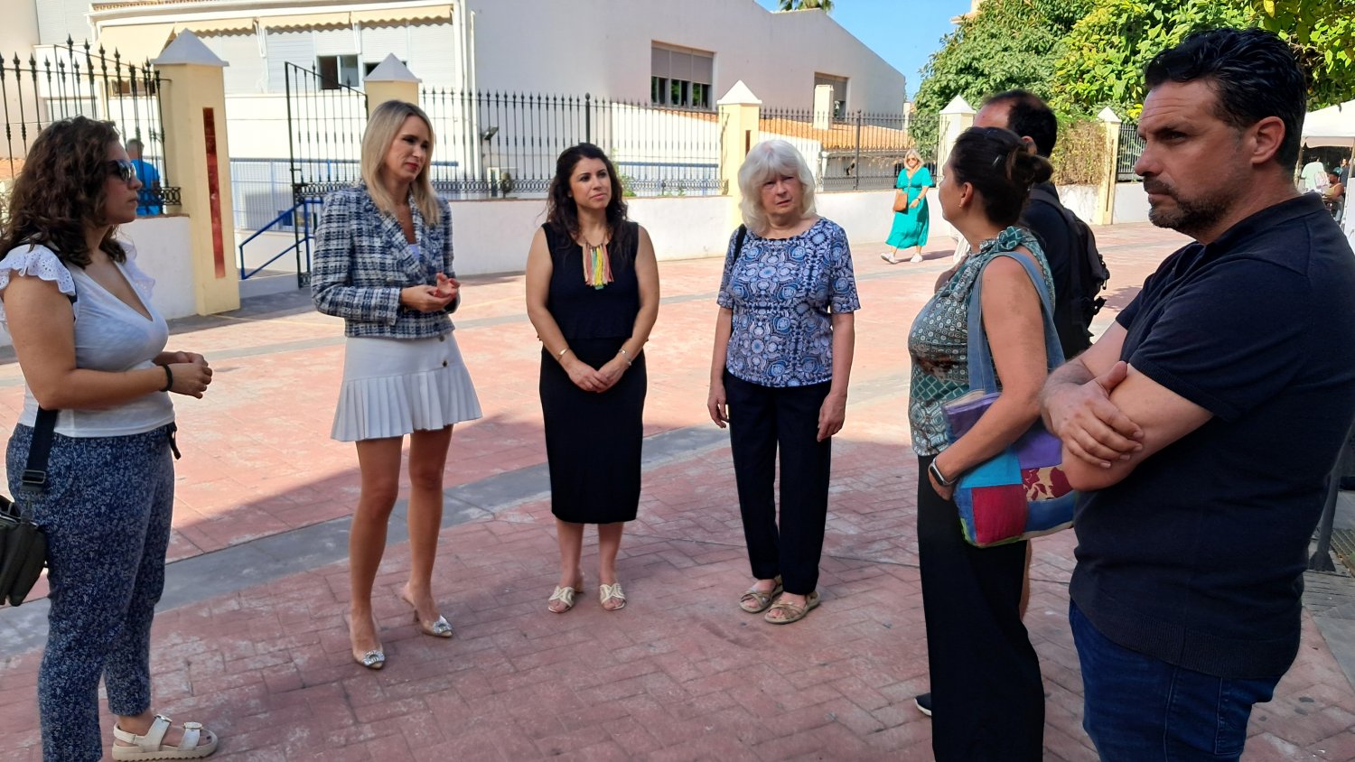 El PSOE denuncia los recortes en la educación pública de Nerja