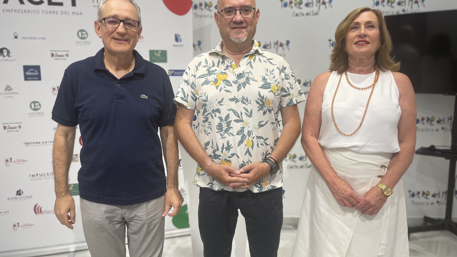 Se sortean los 1.000 euros de la campaña de apoyo al comercio: 'Gracias Torre del Mar'