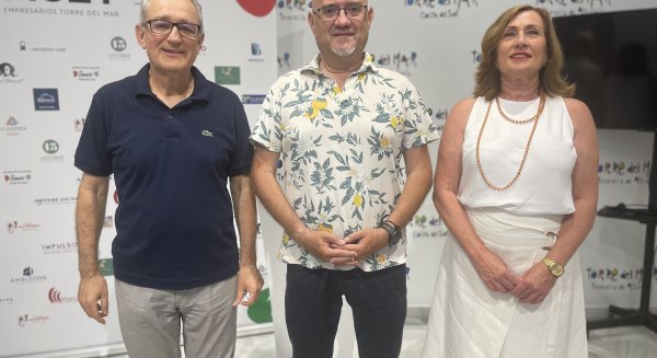 Se sortean los 1.000 euros de la campaña de apoyo al comercio: 'Gracias Torre del Mar'