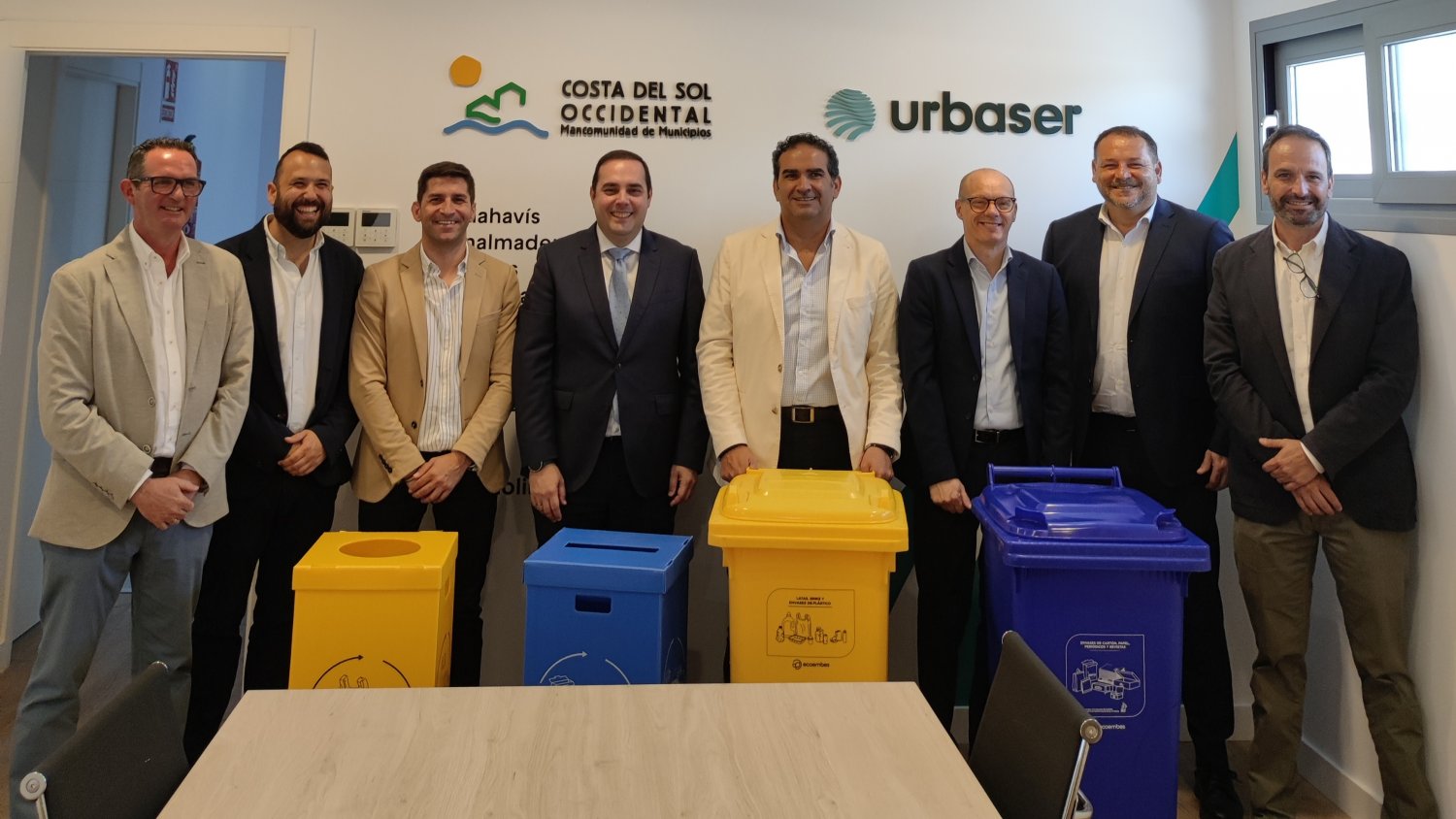 La Mancomunidad de Costa del Sol repartirá 650 contenedores y 3.000 papeleras en chiringuitos y restaurantes