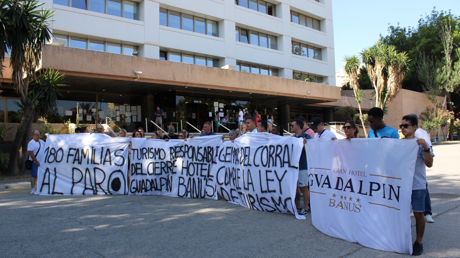 IU exige que se mantengan los 180 puestos de trabajo del Hotel Guadalpín Banús de Marbella