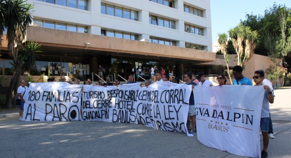 IU exige que se mantengan los 180 puestos de trabajo del Hotel Guadalpín Banús de Marbella