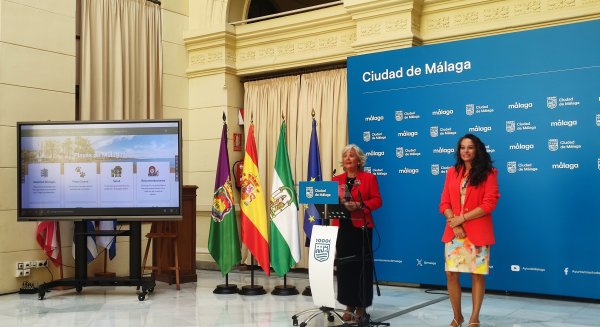 El Ayuntamiento presenta la renovación de la página web de Playas con información en tiempo real