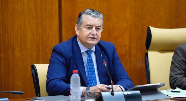 La Junta invierte 82,5 M€ en 282 vehículos y en los medios aéreos de los próximos 5 años para el Infoca