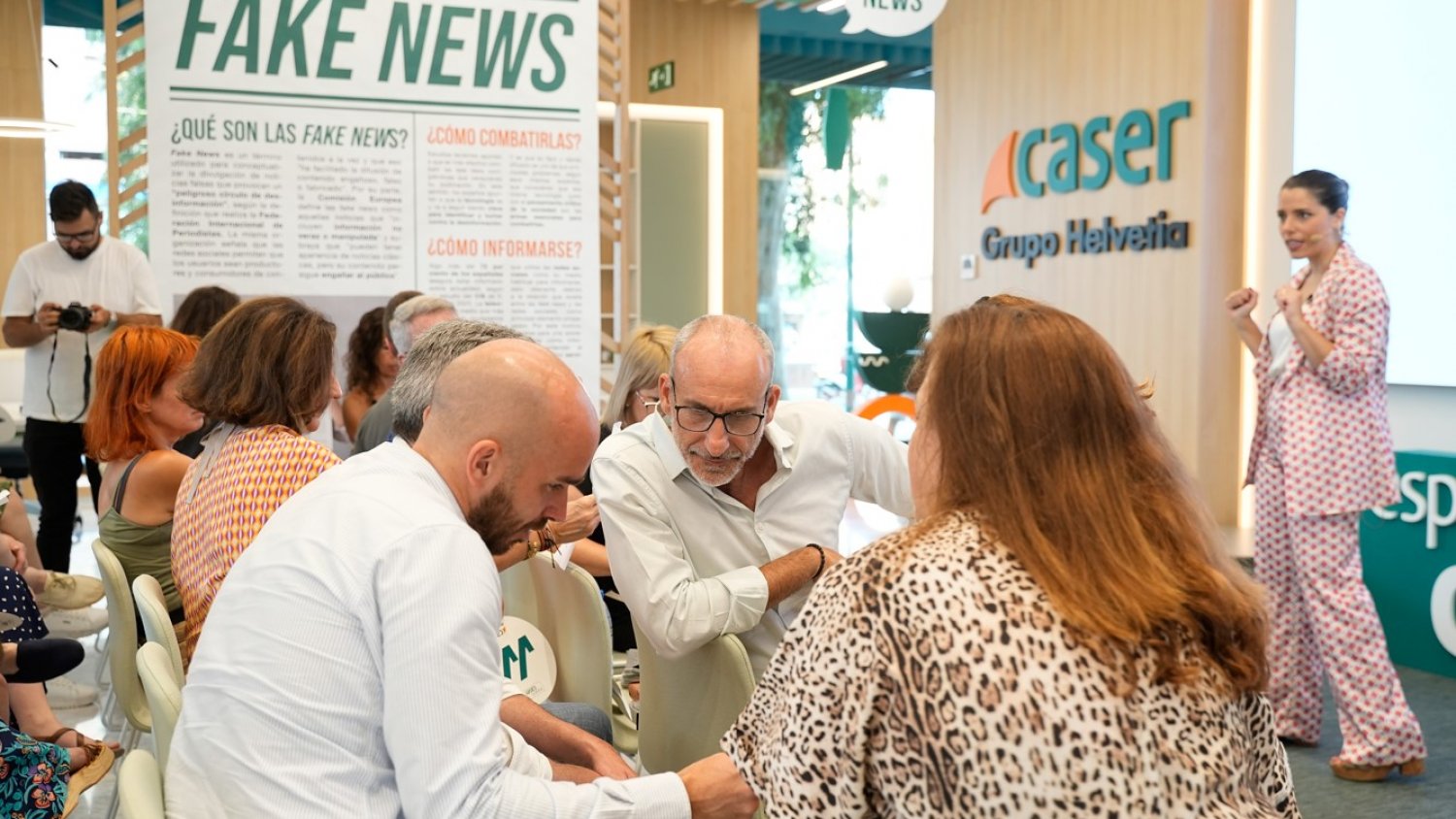 El Espacio Caser de Málaga acoge un encuentro sobre Fake News y cómo detectarlas 