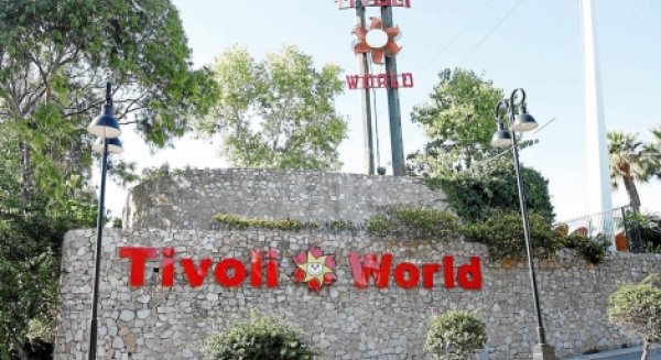 Cinco menores asaltan el parque de atracciones Tivoli World de Benalmádena