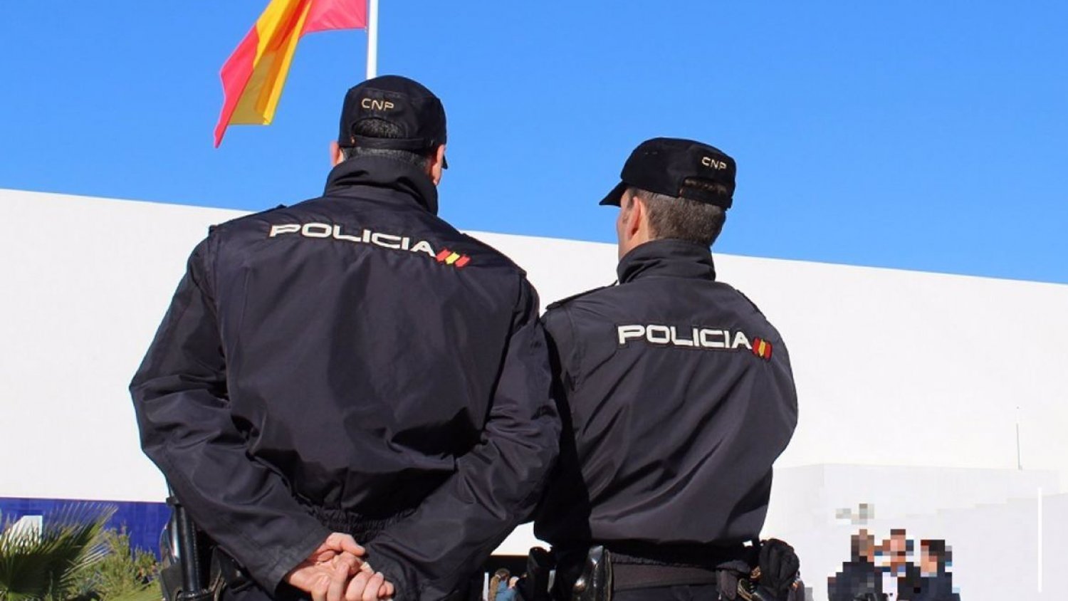 Detenido en Málaga acusado de agresión sexual a una joven en el portal de su casa