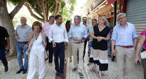 El PSOE acusa a Moreno Bonilla y a De la Torre de no hacer nada para evitar el éxodo de malagueños que no pueden comprar una vivienda