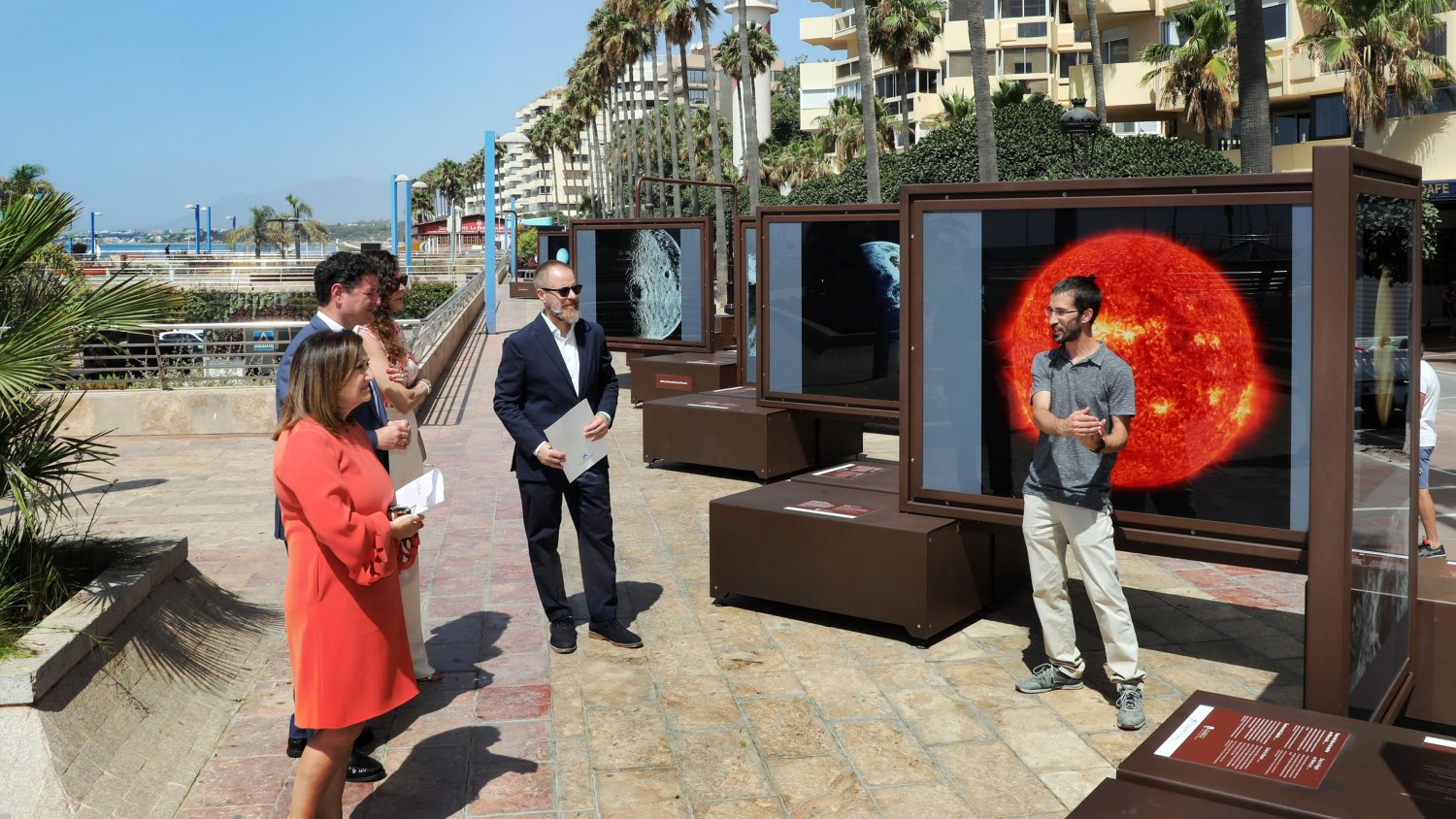 Marbella acoge la exposición ‘Otros mundos’ en el parque Francisco Cuevas Blanco