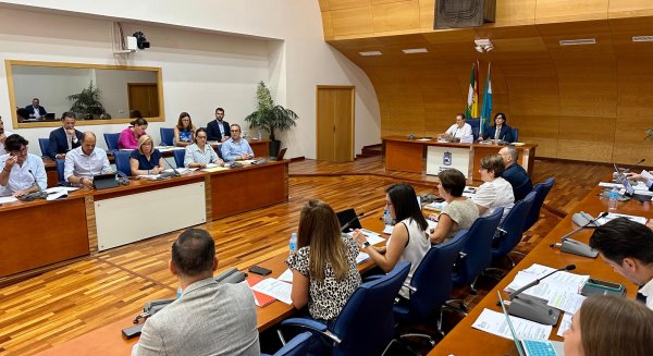 El Ayuntamiento de Fuengirola declarará las calles de acceso restringido como zonas de bajas emisiones