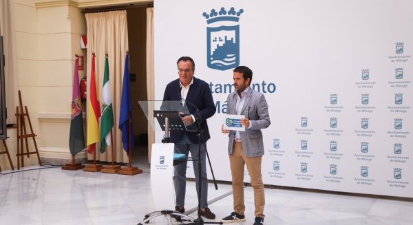 Málaga recibe el sello de Turismo Familiar por  la Federación Española de Familias Numerosas