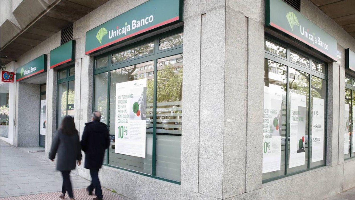 Unicaja duplica su beneficio en el primer semestre, obteniendo hasta 294 millones