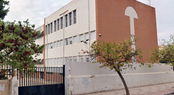 Educación renueva la red de suministro de agua potable del IES Emilio Prados de Málaga por más de 128.000 euros
