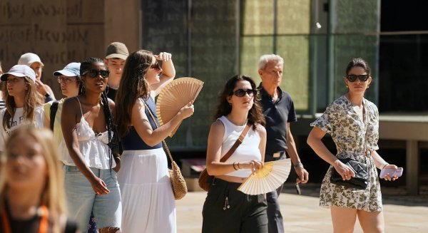 Aemet mantiene en Málaga la alerta naranja por las altas temperaturas 