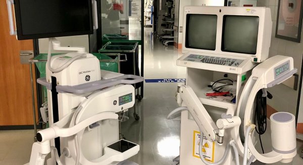 El Hospital de Antequera incorpora un nuevo arco quirúrgico que incrementa la resolución y minimiza la exposición radiológica