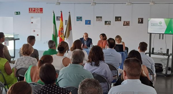 ‘Andalucía Activa’ favorecerá la contratación de 1.600 desempleados jóvenes y mayores de 45 años en la provincia de Málaga