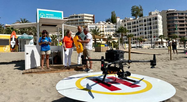 El servicio de aerovigilancia con drones de las playas de Fuengirola realizó más de 2.600 misiones entre junio y julio