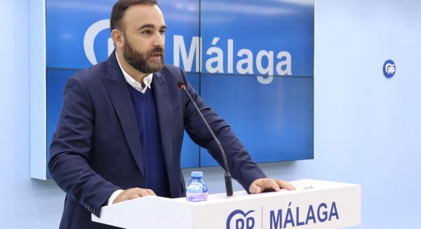 El PP de Málaga acusa al Gobierno de “bloquear y abandonar a su suerte” la conexión ferroviaria del puerto 