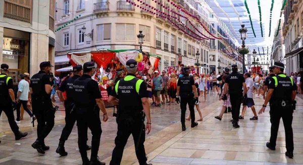 Un total de 2.071 agentes de Policía Nacional y Guardia Civil forman parte del dispositivo especial de seguridad para la Feria de Málaga 2024