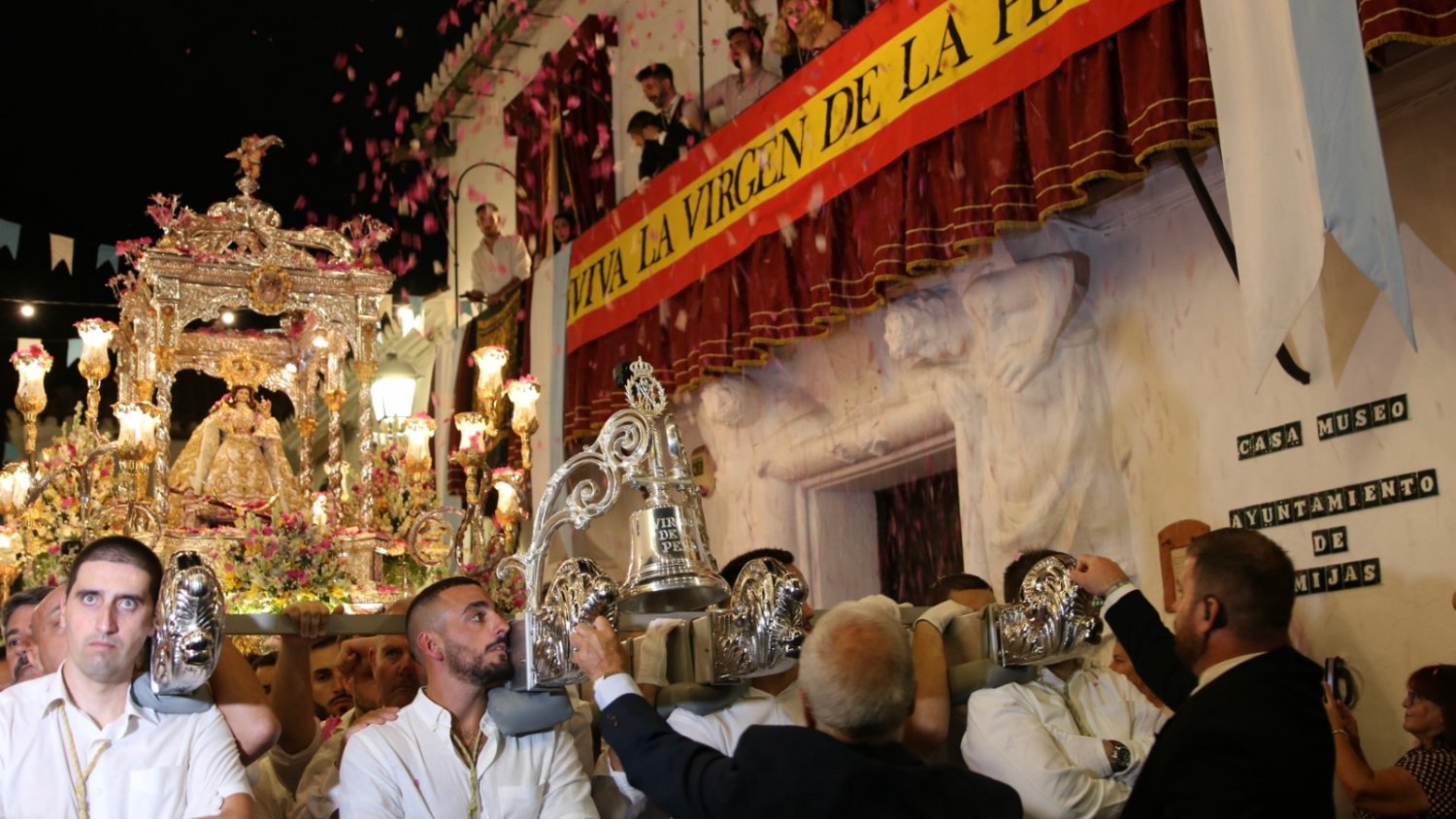 Todo preparado para que dé comienzo la Feria de Mijas pueblo en honor a la Virgen de la Peña 