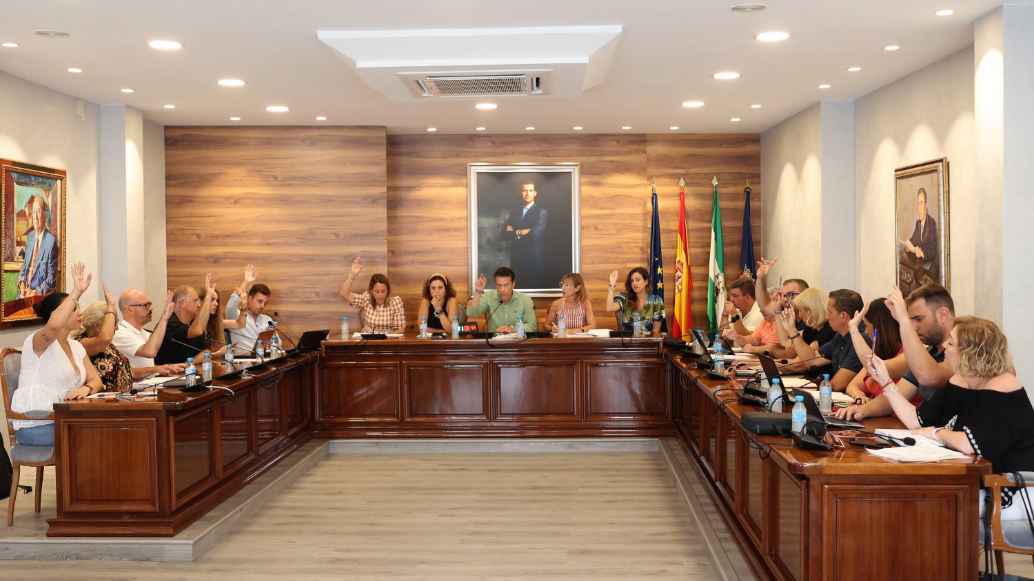 Aprobada por unanimidad la ordenanza que permitirá a los agricultores de Torrox hacer uso de las aguas regeneradas