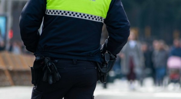 Un detenido por intentar apuñalar a un policía local de Málaga