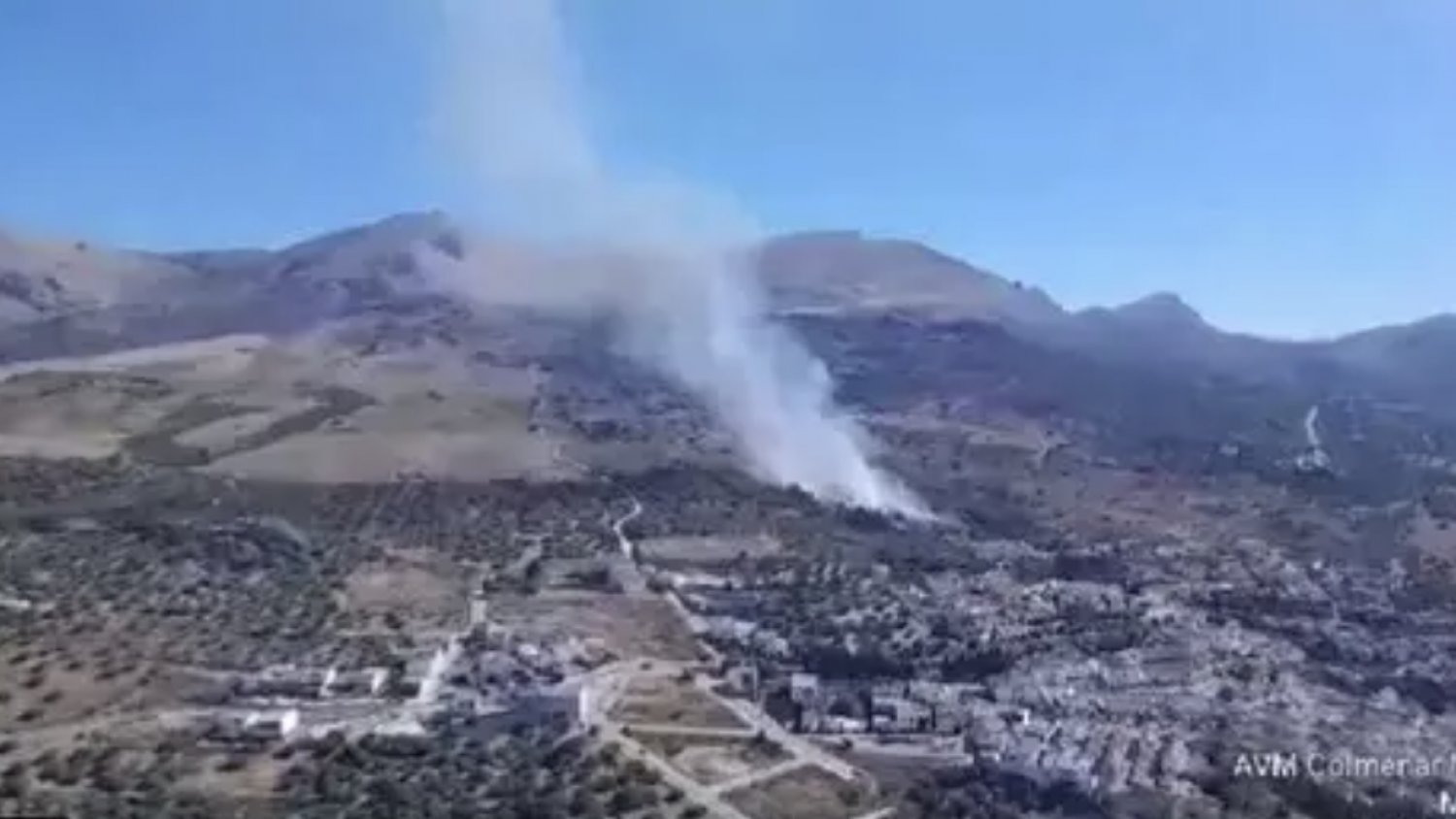 Declarado un incendio forestal en Periana en el que ya se está trabajando para controlarlo
