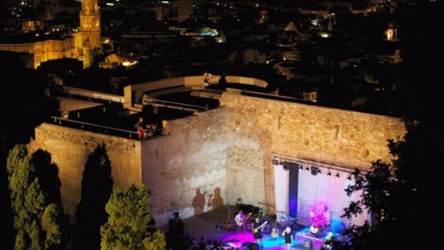 El 'Concierto de Aranjuez' inaugura la III edición del ciclo 'Pepe Romero Guitar Festival-Málaga' en el Castillo de Gibralfaro