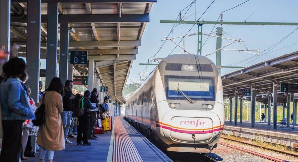 Alrededor de 68.146 jóvenes malagueños se registran en el programa Verano Joven para viajar con descuentos hasta el 30 de septiembre