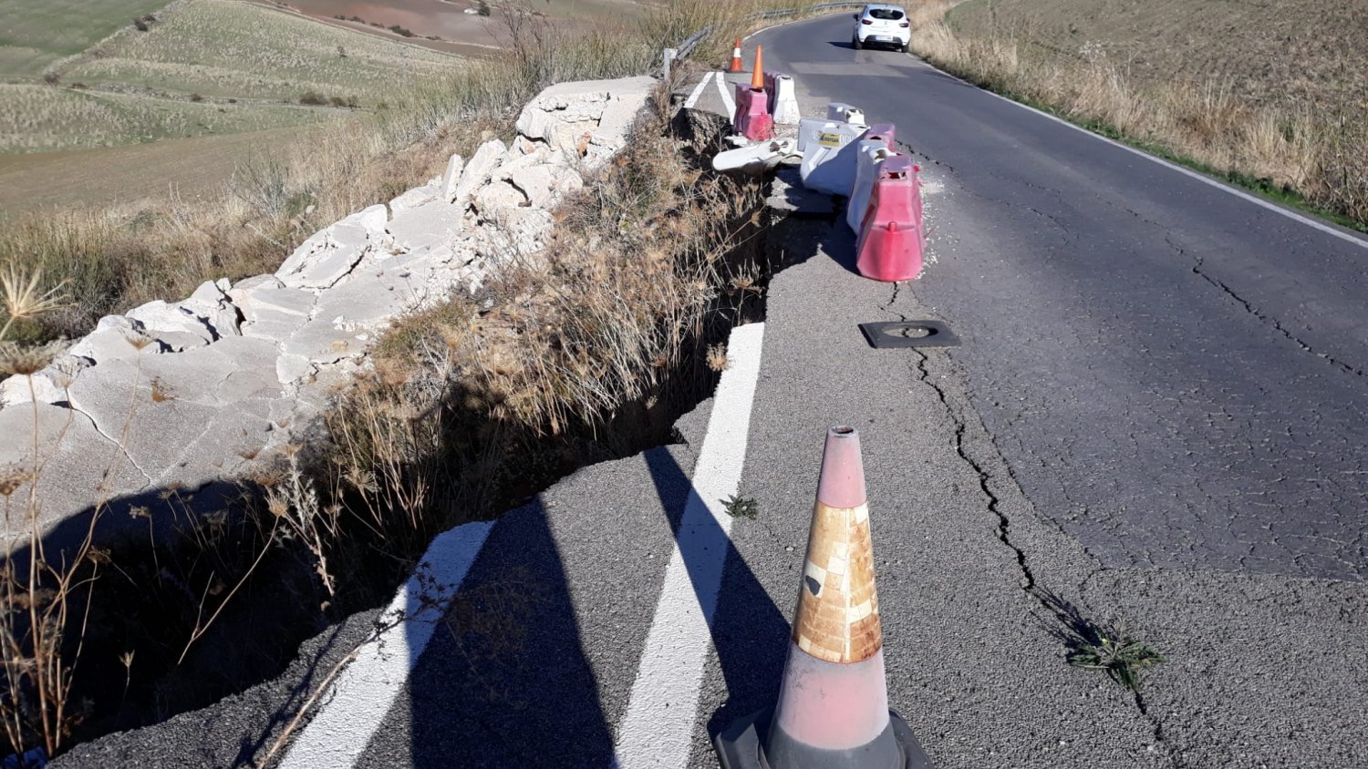 Diputación de Málaga licita por 874.000 euros obras de arreglo en carreteras de la Serranía de Ronda y la Sierra Norte