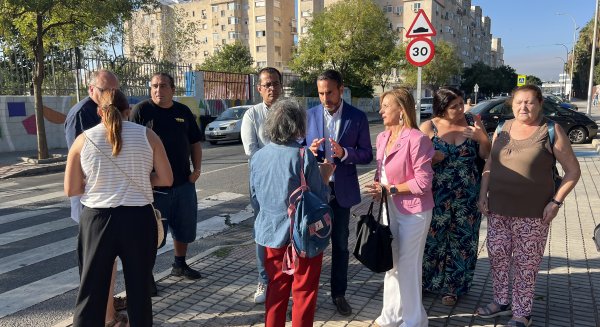 El PSOE exige un plan de sombra para los colegios de la ciudad de Málaga