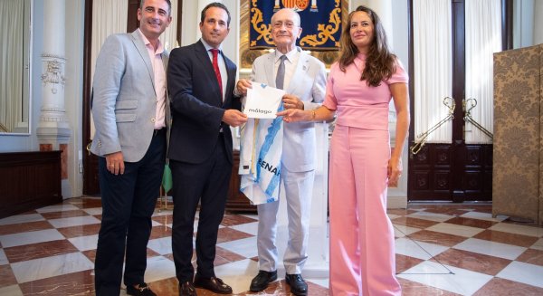 El Ayuntamiento de Málaga patrocinará al Málaga CF con un importe de casi un millón de euros para la temporada 24/25