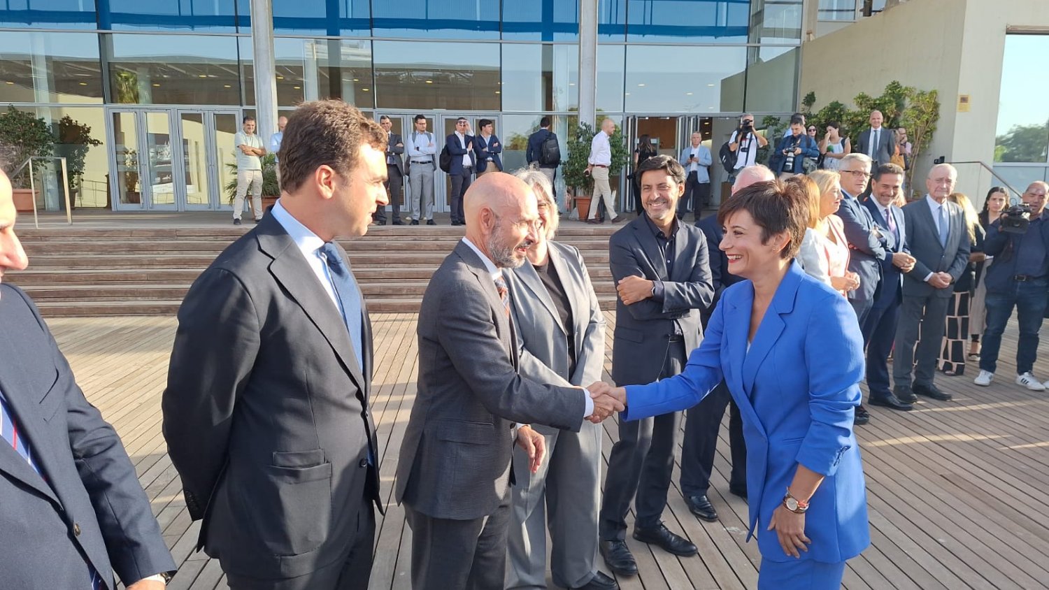 Isabel Rodríguez, en la primera piedra de 530 viviendas en Málaga: “Para esto está la política, para mejorar la vida de la gente'